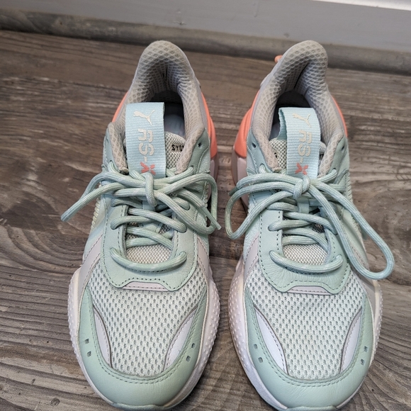 Puma RS-X women's running athletic shoes mint green pink Sz 7 - Picture 2 of 8